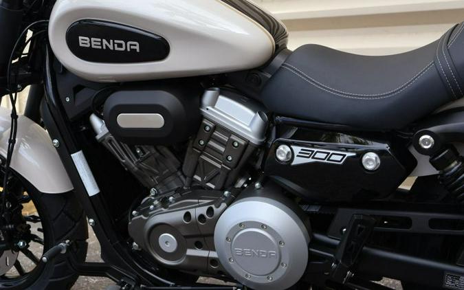 2025 BENDA CHINCHILLA 300