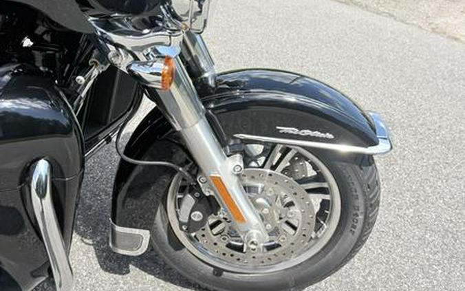 2022 Harley-Davidson® FLHTCUTG - Tri Glide® Ultra
