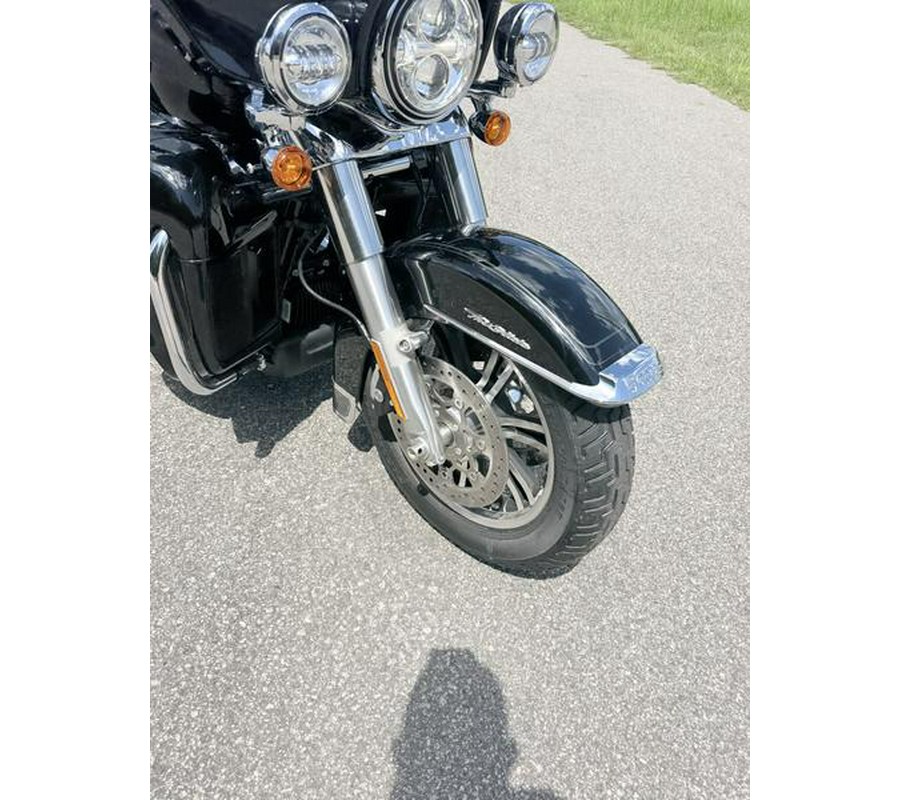 2022 Harley-Davidson® FLHTCUTG - Tri Glide® Ultra