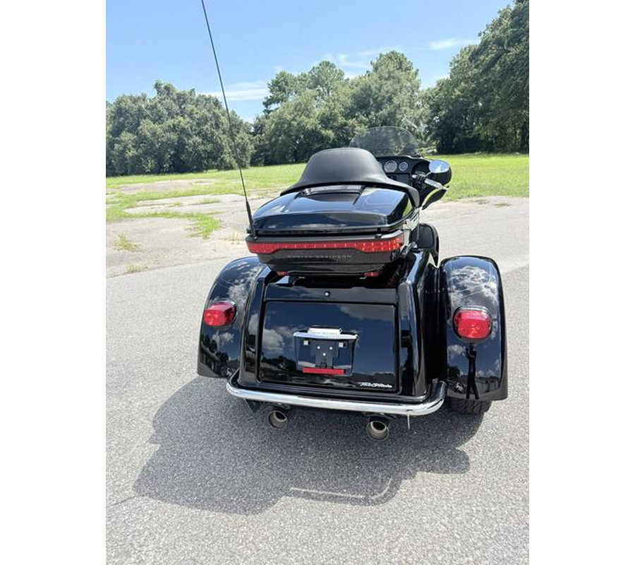 2022 Harley-Davidson® FLHTCUTG - Tri Glide® Ultra
