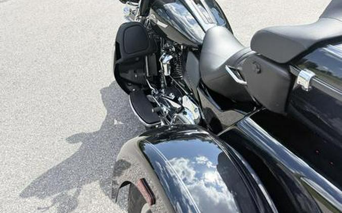 2022 Harley-Davidson® FLHTCUTG - Tri Glide® Ultra