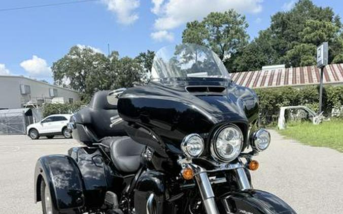 2022 Harley-Davidson® FLHTCUTG - Tri Glide® Ultra