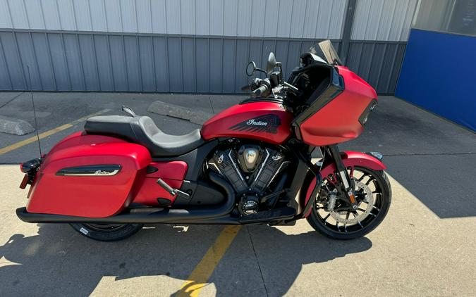 2024 Indian Motorcycle Challenger® Dark Horse®