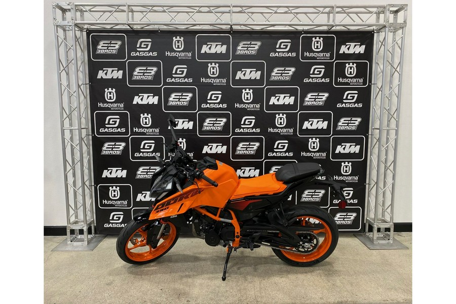 2024 KTM 390 Duke