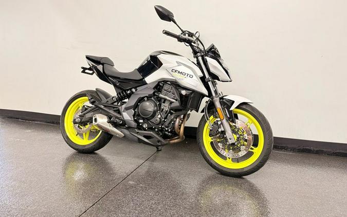 2022 CFMOTO 650 NK