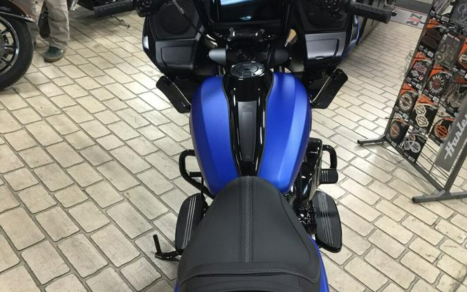 2026 Harley-Davidson® Road Glide® Aurora Blue Denim - Black