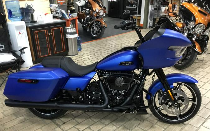 2026 Harley-Davidson® Road Glide® Aurora Blue Denim - Black