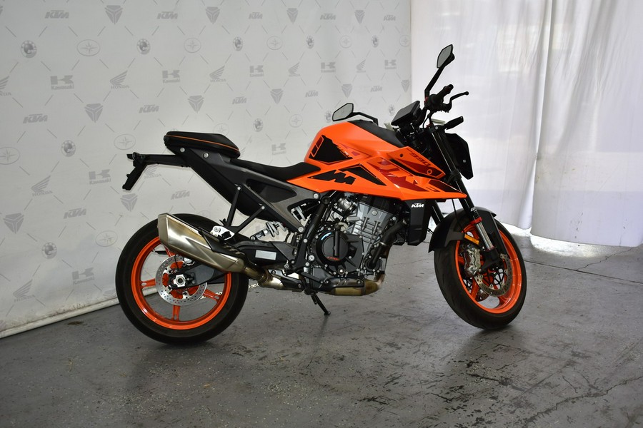 2024 Duke 990 - KTM