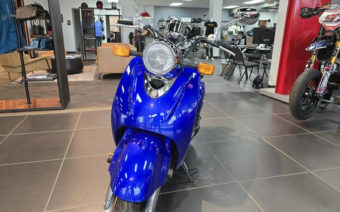 2007 Yamaha Motor Corp., USA Vino 125