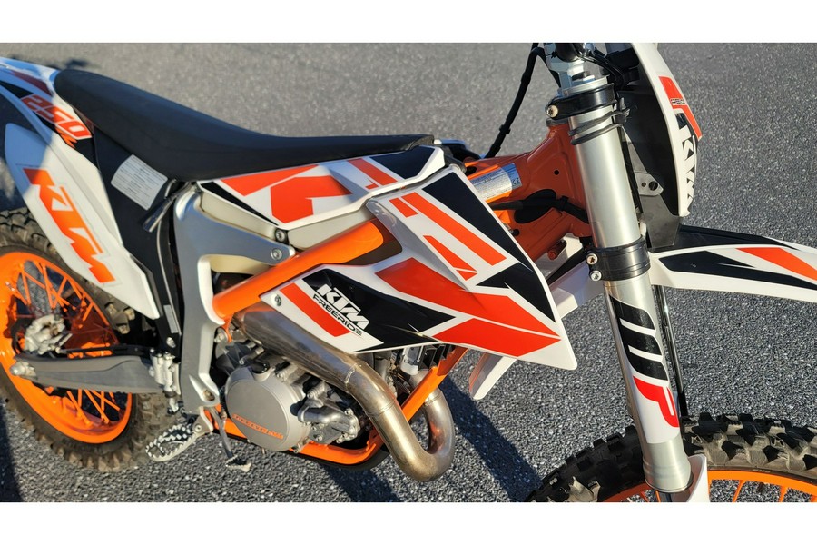 2017 KTM Freeride 250 R