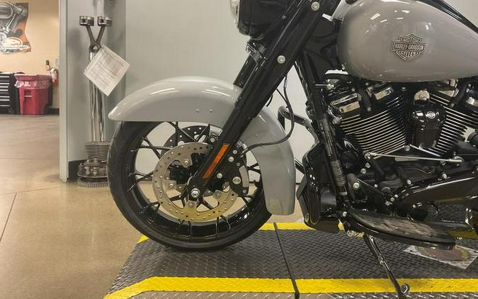 2024 Harley-Davidson® FLHRXS - Road King® Special