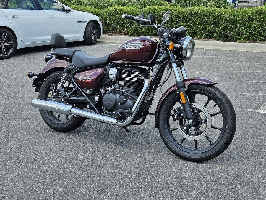 2022 Royal Enfield Meteor Stellar Red