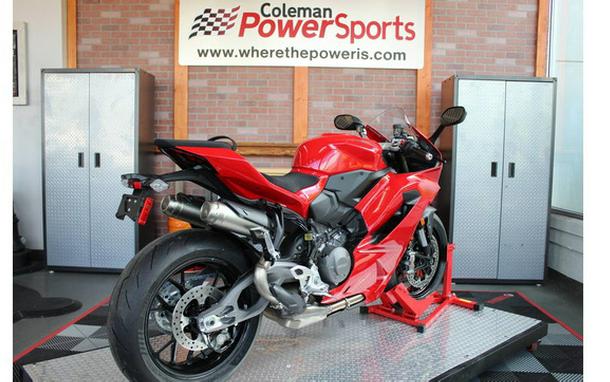 2026 Ducati Panigale V2