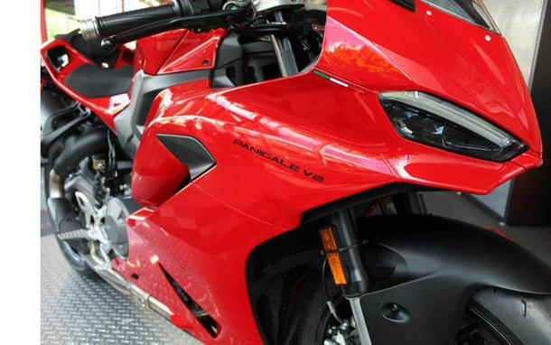 2026 Ducati Panigale V2