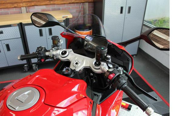 2026 Ducati Panigale V2