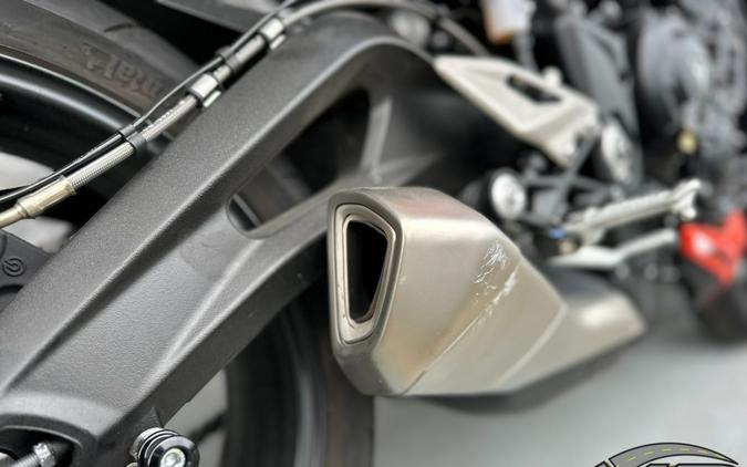 2025 Triumph Street Triple 765 R