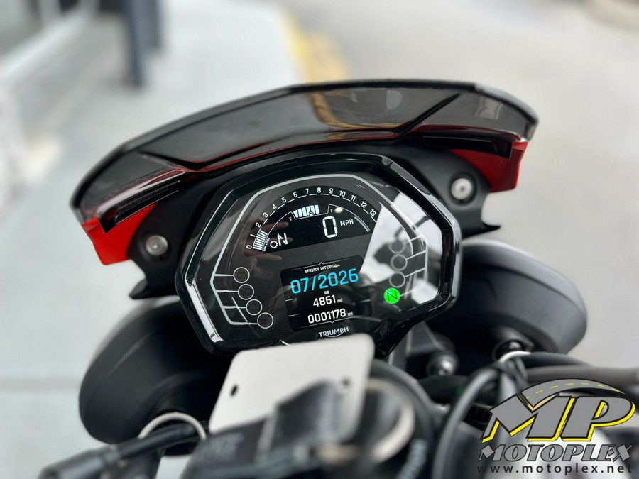 2025 Triumph Street Triple 765 R