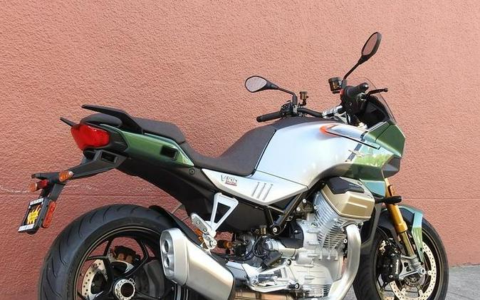 2024 Moto Guzzi V100 Mandello S