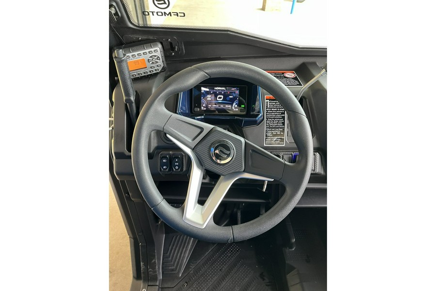 2024 CFMOTO UFORCE 1000 With full cab and heater