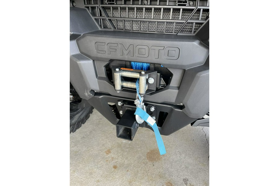 2024 CFMOTO UFORCE 1000 With full cab and heater