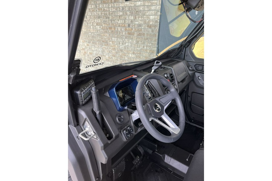 2024 CFMOTO UFORCE 1000 With full cab and heater