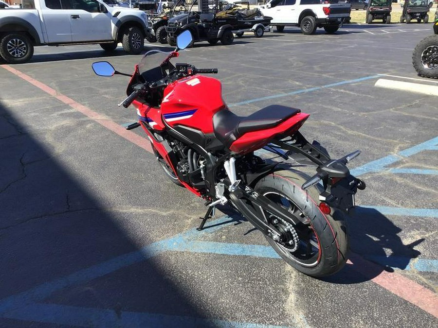 2026 HONDA CBR650R E-CLUTCH
