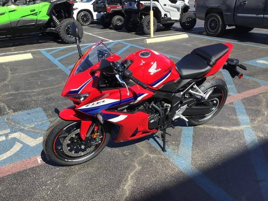 2026 HONDA CBR650R E-CLUTCH