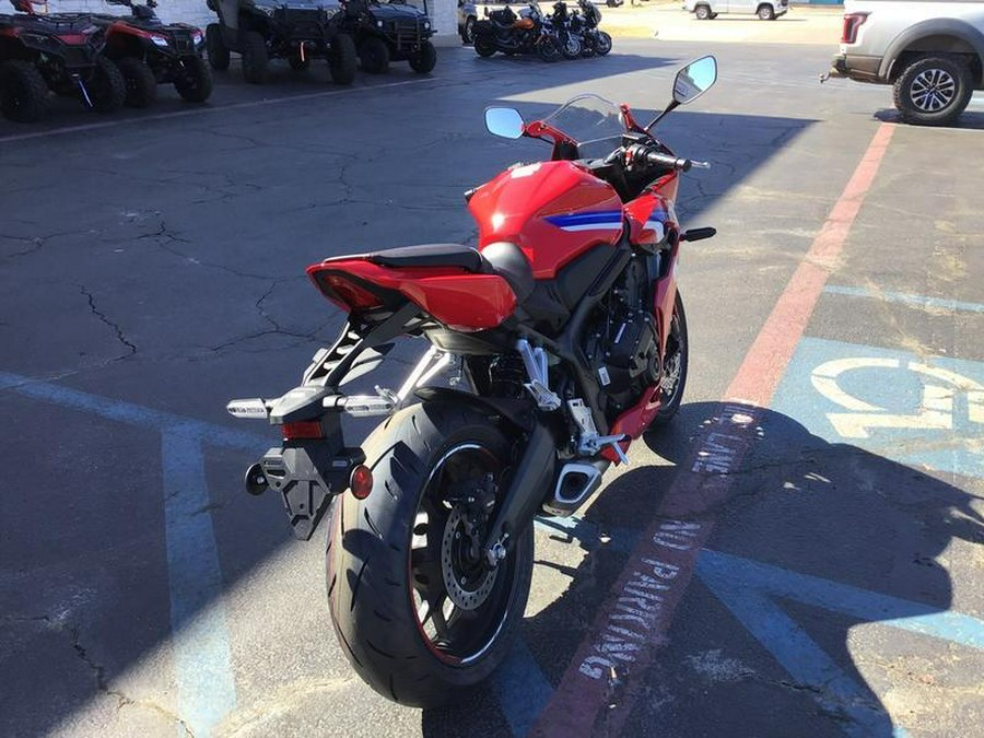 2026 HONDA CBR650R E-CLUTCH