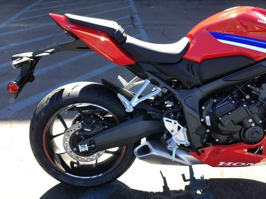 2026 HONDA CBR650R E-CLUTCH