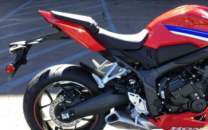 2026 HONDA CBR650R E-CLUTCH