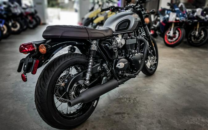 2027 TRIUMPH BONNEVILLE T120 BLACK
