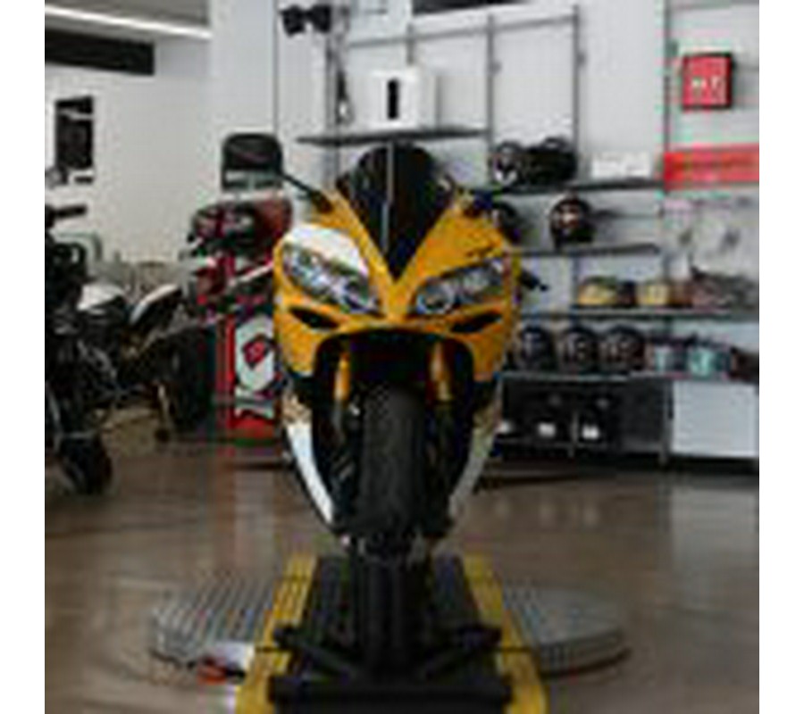 2006 Yamaha R1