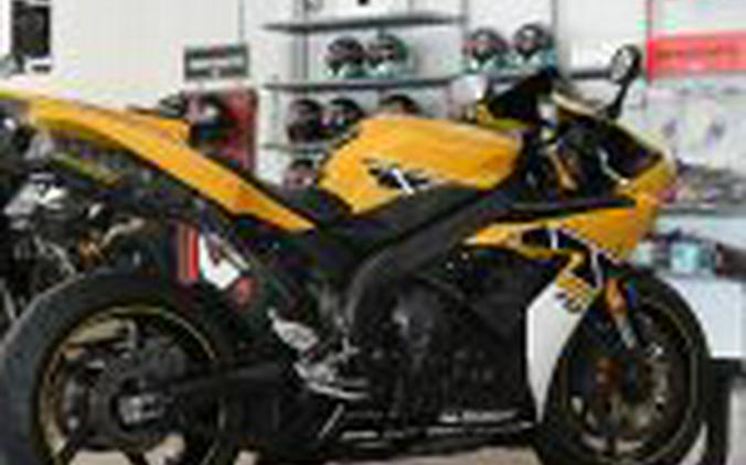 2006 Yamaha R1