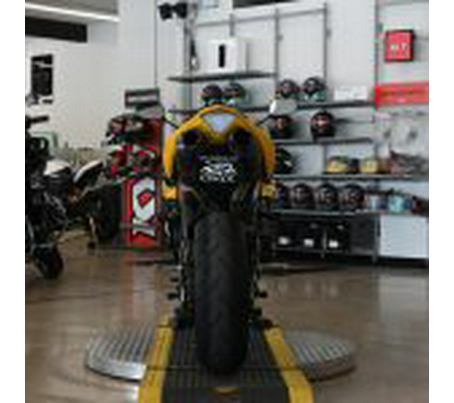 2006 Yamaha R1