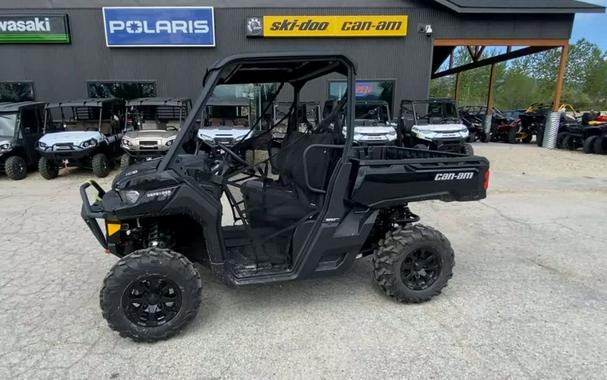 2024 Can-Am® Defender XT HD10