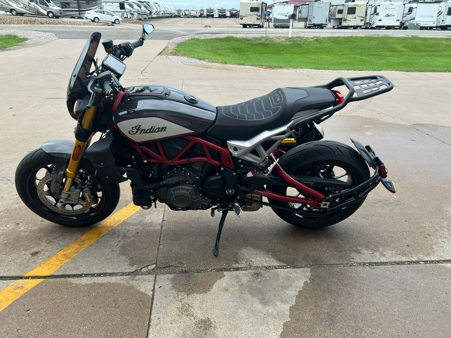 2022 Indian Motorcycle FTR R Carbon