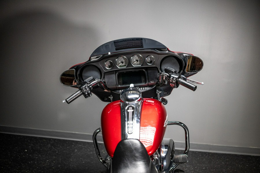 2019 Street Glide® (FLHX)