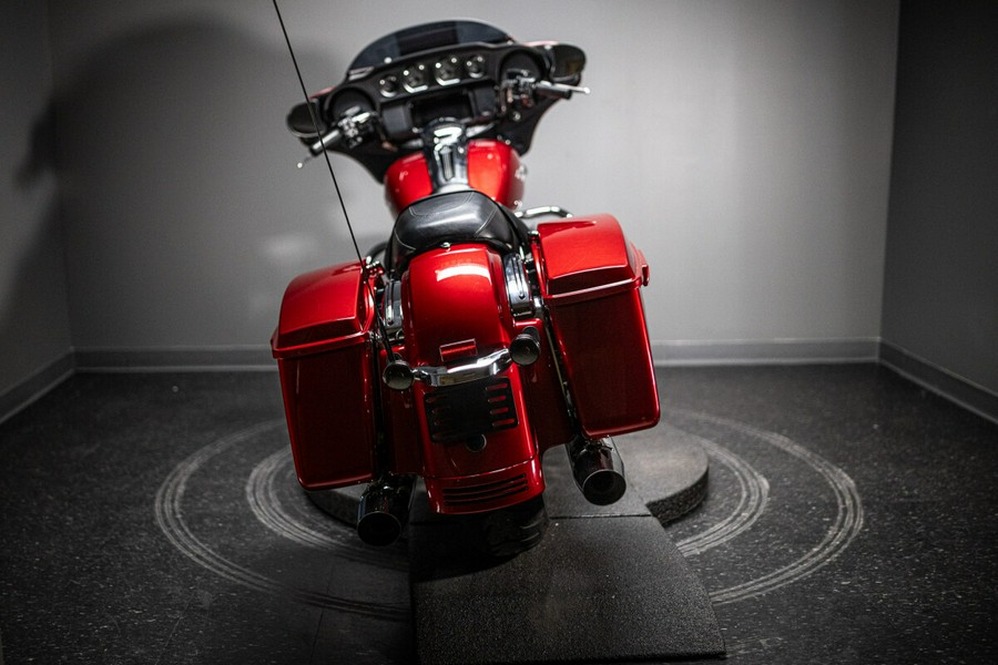 2019 Street Glide® (FLHX)