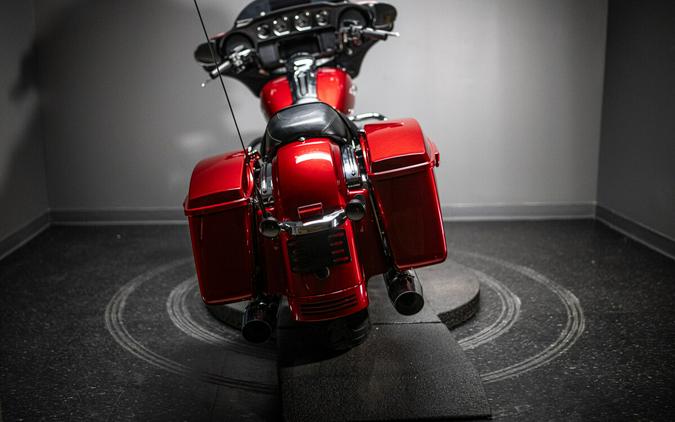 2019 Street Glide® (FLHX)