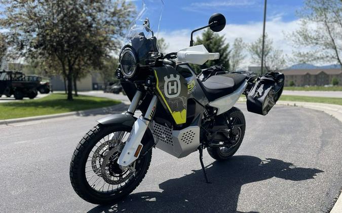 2025 Husqvarna Norden 901