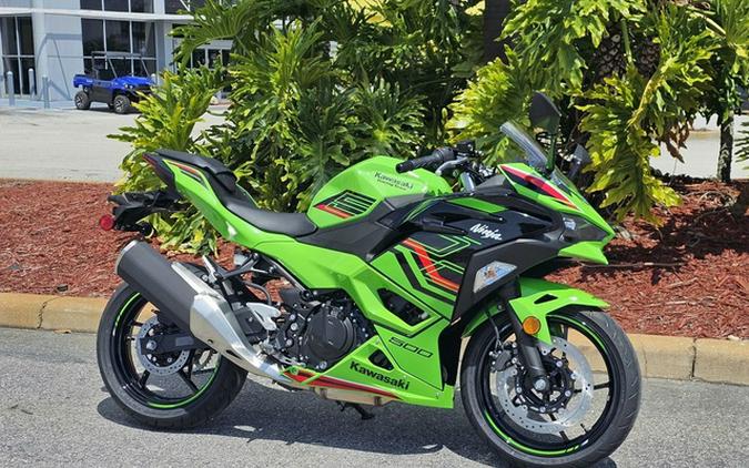 2024 Kawasaki Ninja 500 KRT Edition