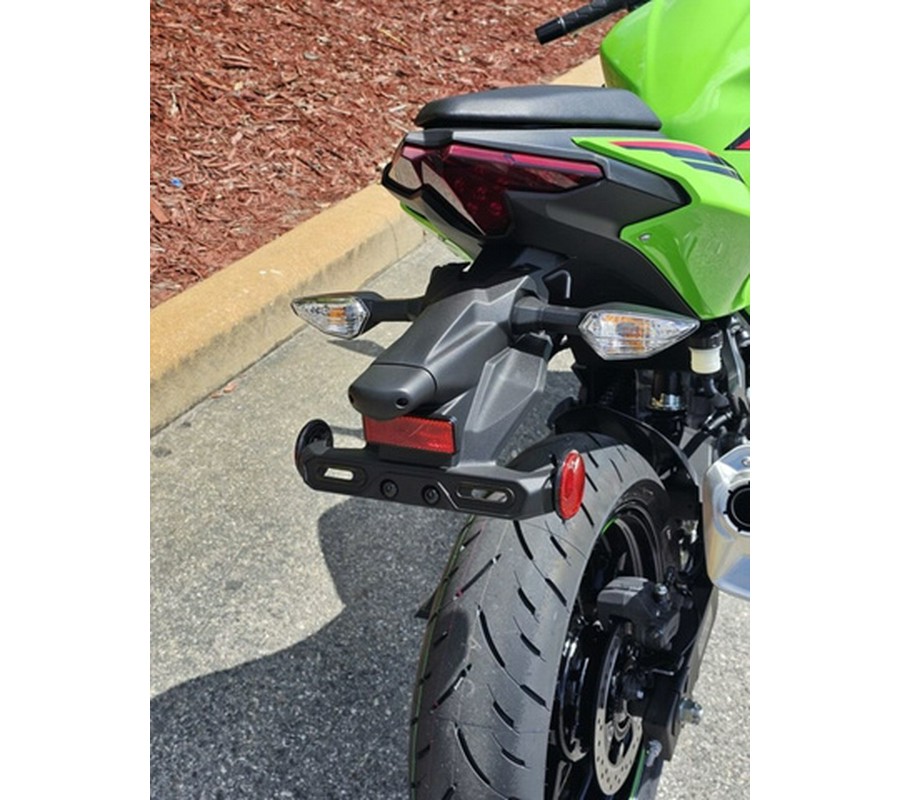 2024 Kawasaki Ninja 500 KRT Edition