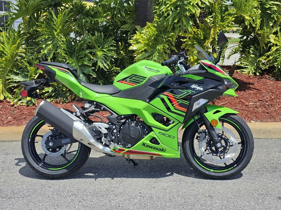 2024 Kawasaki Ninja 500 KRT Edition