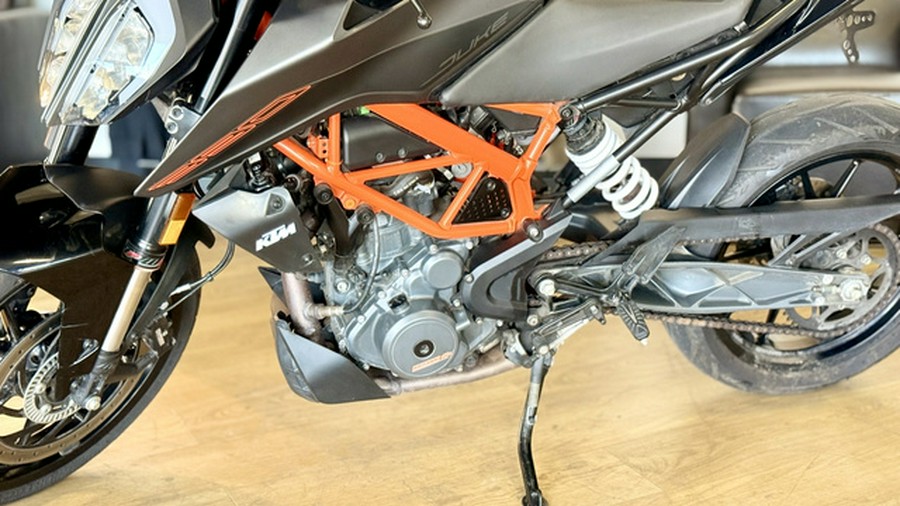 2023 KTM 390 Duke 390