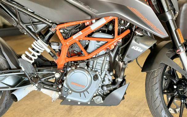 2023 KTM 390 Duke 390