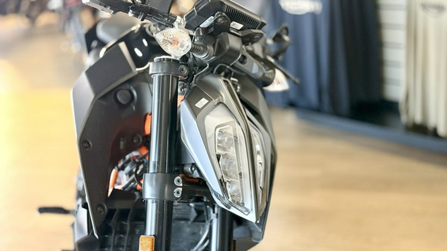 2023 KTM 390 Duke 390