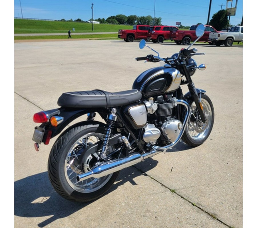 2025 Triumph Bonneville T120 Sapphire Black/Aluminium Silver