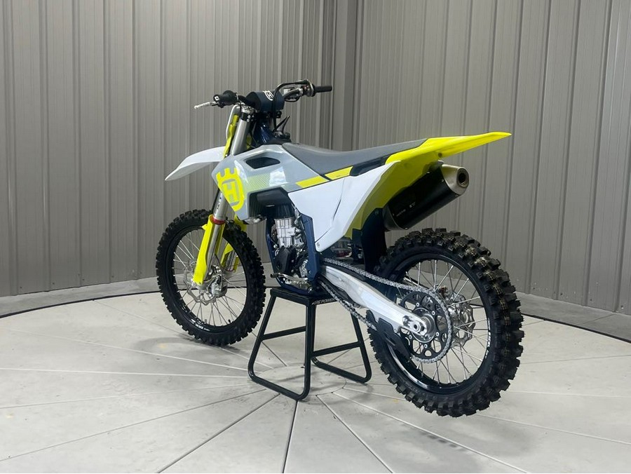 2024 Husqvarna Motorcycles FC450