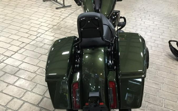 2026 Road Glide® Olive Steel Metallic / Black - ADD for Day Tripper Package Installed