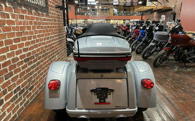 2025 Harley-Davidson FLHTCUTG - Tri Glide Ultra